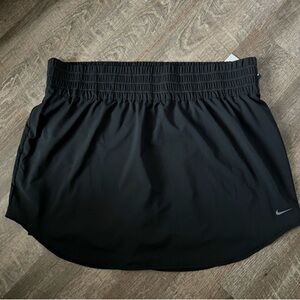 NWT Nike Plus Size One Ultra High-Waisted Skort